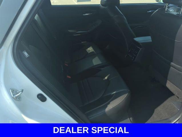 2022 Toyota Avalon Vehicle Photo in Merrillville, IN 46410