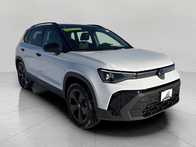 2025 Volkswagen Taos Vehicle Photo in Neenah, WI 54956