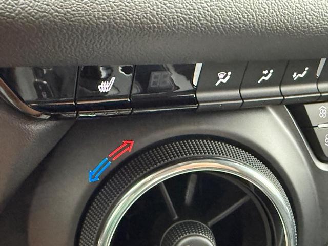 2025 Chevrolet Blazer Vehicle Photo in COLUMBIA, MO 65203-3903