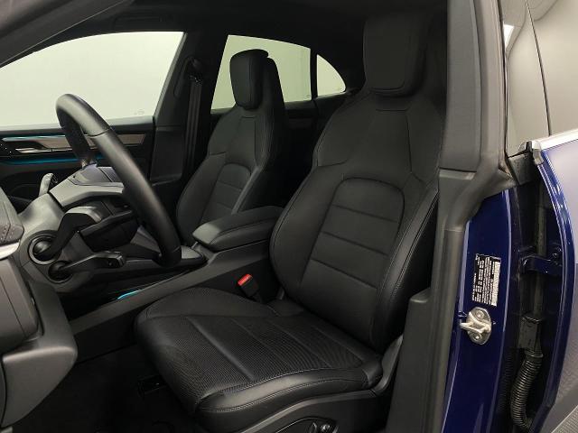 2024 Porsche Macan Vehicle Photo in Appleton, WI 54913