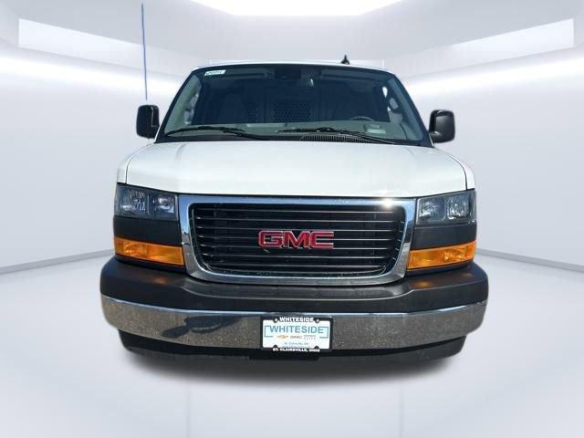 2025 GMC Savana Cargo 3500 Vehicle Photo in SAINT CLAIRSVILLE, OH 43950-8512