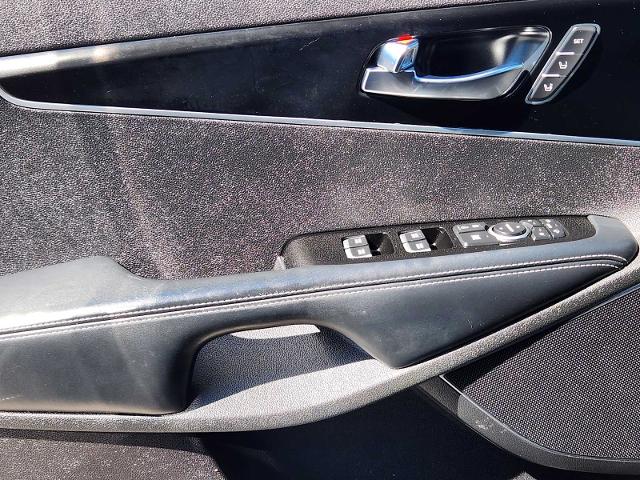 2016 Kia Sorento Vehicle Photo in DENTON, TX 76210-9321