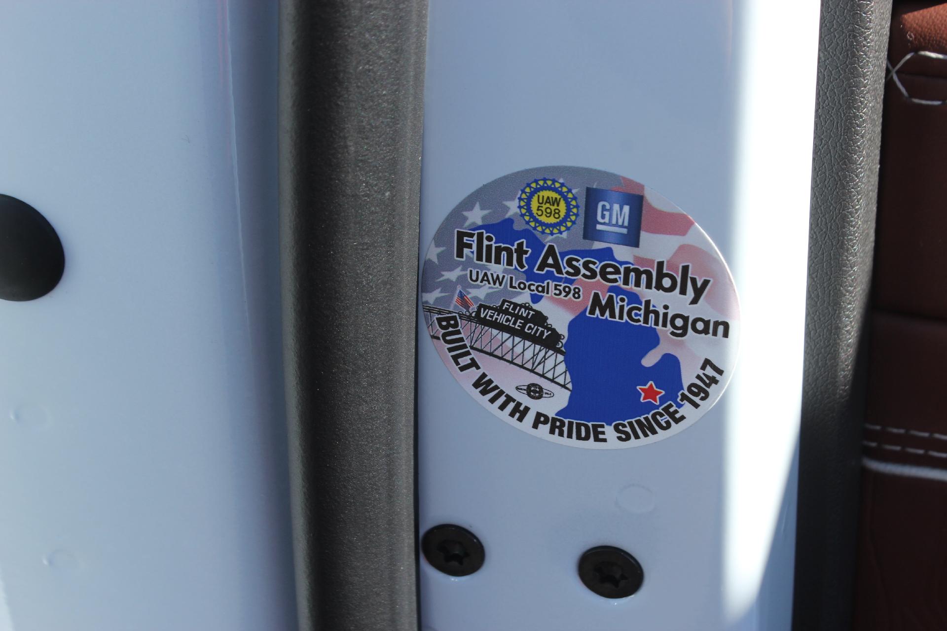 2026 GMC Sierra 2500 HD Vehicle Photo in AURORA, CO 80012-4011