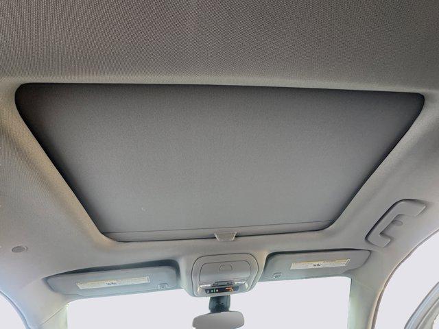 2023 GMC Acadia Vehicle Photo in LEOMINSTER, MA 01453-2952