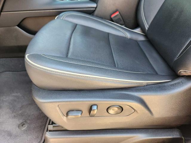 2022 GMC Yukon Vehicle Photo in DENTON, TX 76210-9321