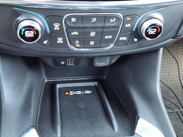 2023 Chevrolet Traverse Vehicle Photo in DENTON, TX 76210-9321