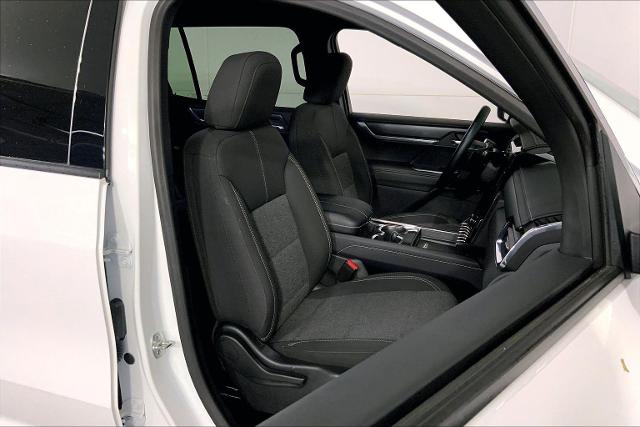 2025 GMC Acadia Vehicle Photo in KANSAS CITY, MO 64114-4502