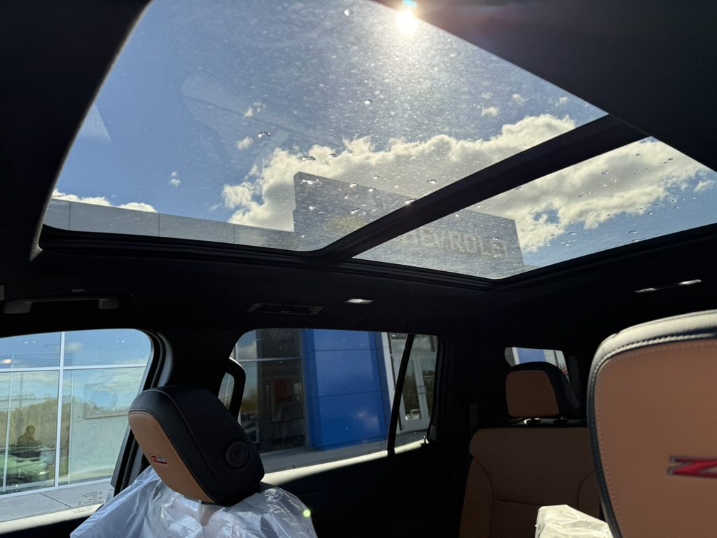 2027 Chevrolet Traverse photo 10 of 10
