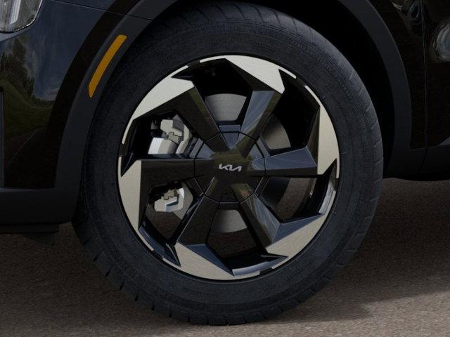 2025 Kia Sorento Hybrid Vehicle Photo in Westbrook, ME 04092