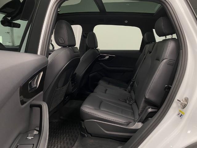 2025 Audi Q7 Vehicle Photo in Appleton, WI 54913