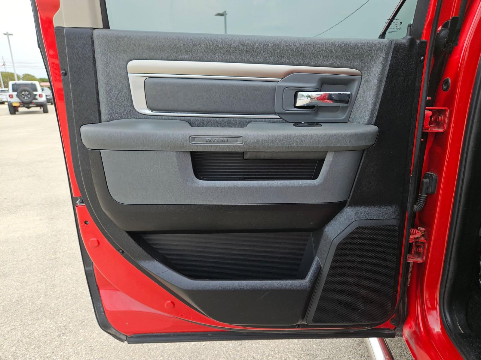 2016 Ram 1500 Vehicle Photo in Seguin, TX 78155
