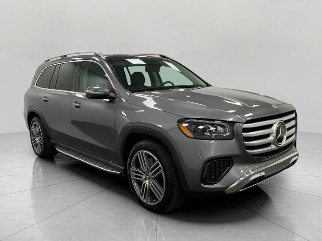 2025 Mercedes-Benz GLS Vehicle Photo in Neenah, WI 54956