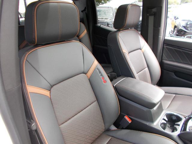 2026 GMC Canyon Vehicle Photo in LOWELL, MA 01852-4336