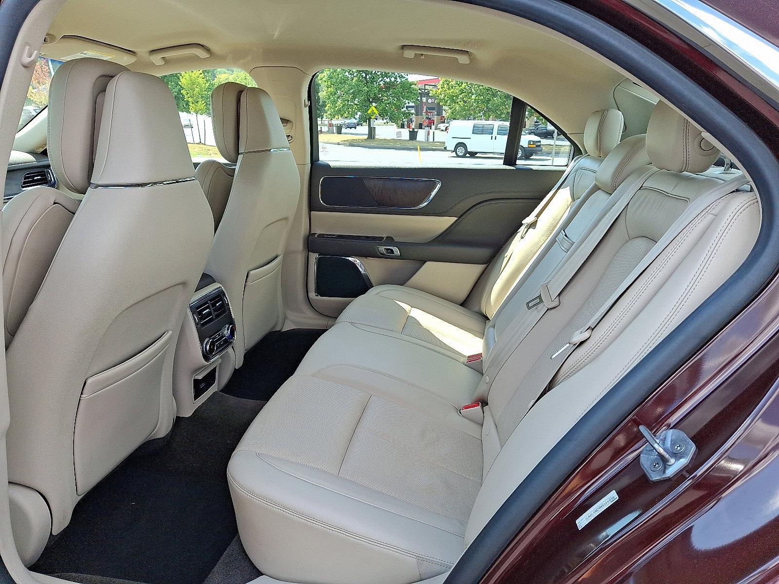 2017 Lincoln Continental Vehicle Photo in Harrisburg, PA 17111