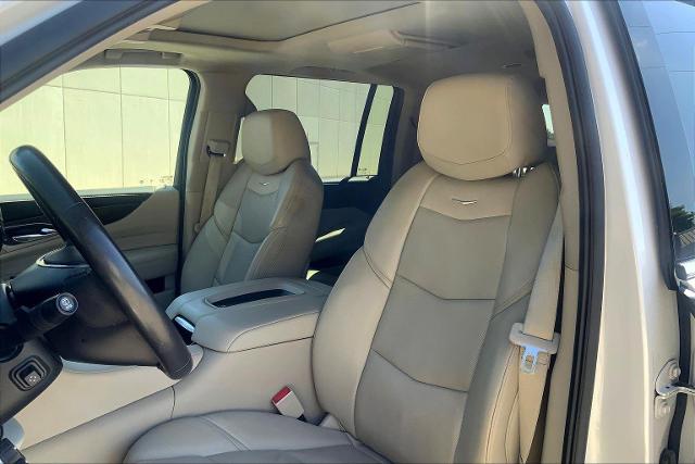 2020 Cadillac Escalade ESV Vehicle Photo in KANSAS CITY, MO 64114-4545