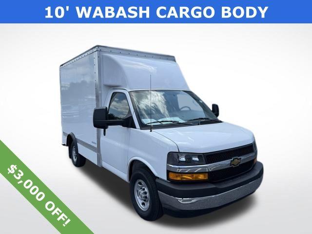 2025 Chevrolet Express Cutaway 3500 Vehicle Photo in MECHANICSBURG, PA 17050-5233