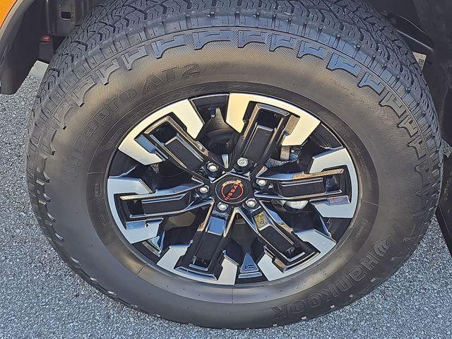 2024 Nissan Frontier Vehicle Photo in Pleasant Hills, PA 15236