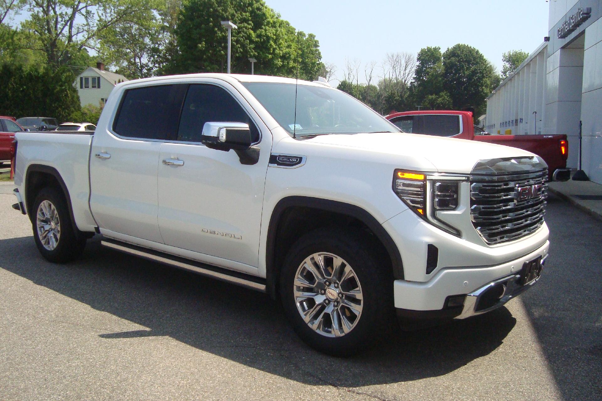 2024 GMC Sierra 1500 Vehicle Photo in PORTSMOUTH, NH 03801-4196