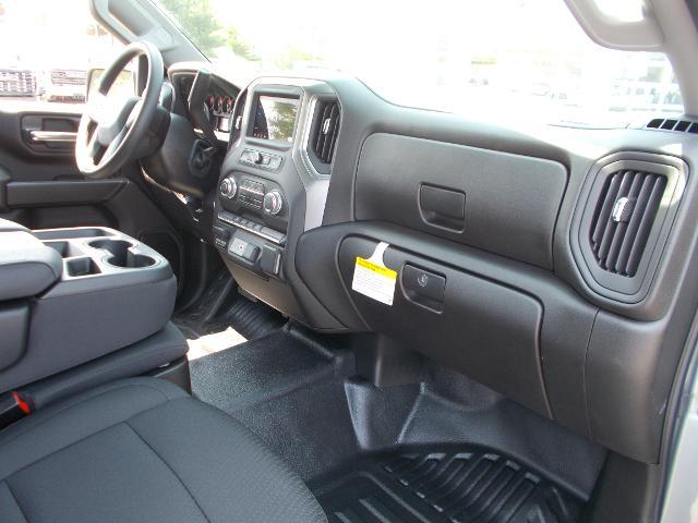 2025 GMC Sierra 2500 HD Vehicle Photo in LOWELL, MA 01852-4336