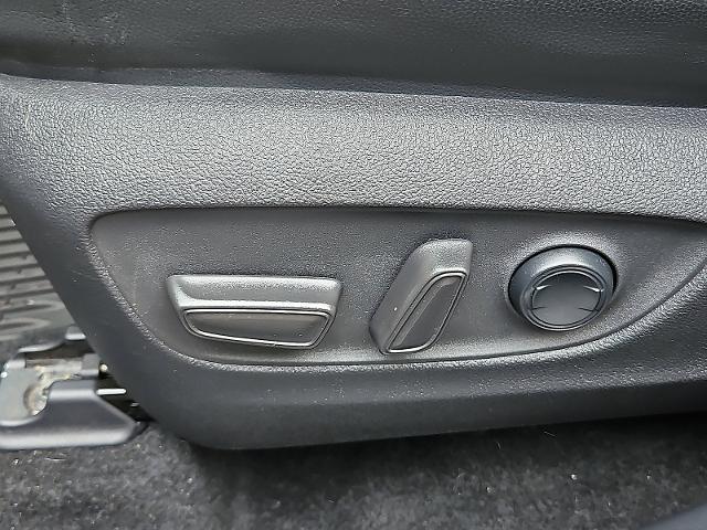 2021 Toyota Highlander Vehicle Photo in TREVOSE, PA 19053-4984