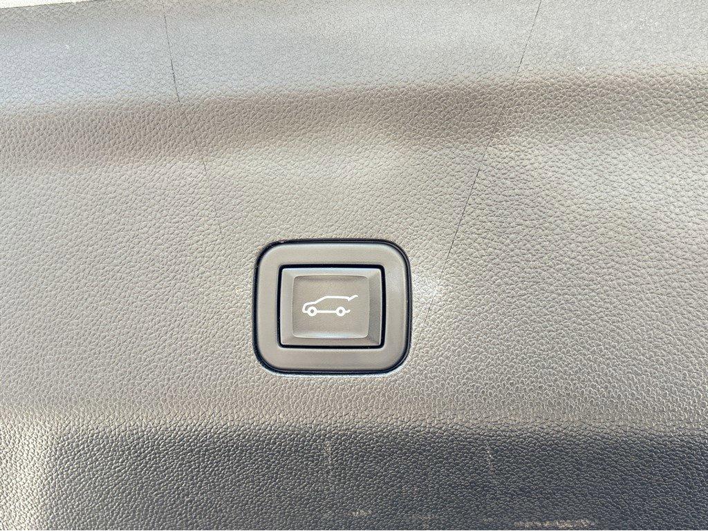 2024 Chevrolet Suburban Vehicle Photo in SAVANNAH, GA 31406-4513