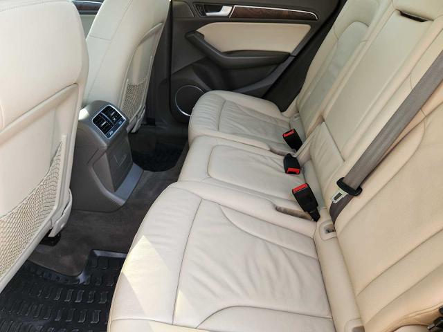 2014 Audi Q5 Vehicle Photo in DENTON, TX 76210-9321