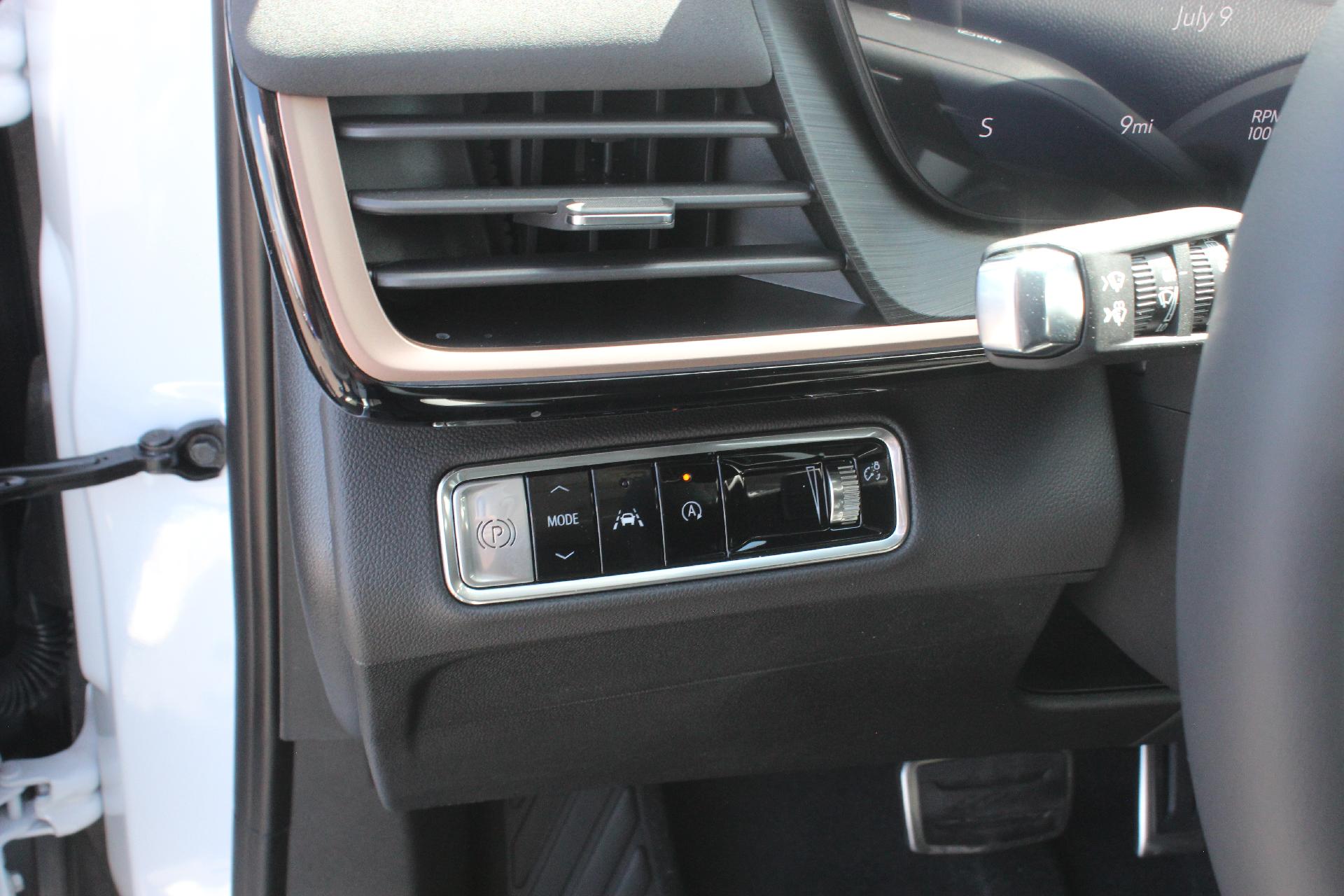 2025 Buick Envision Vehicle Photo in AURORA, CO 80012-4011