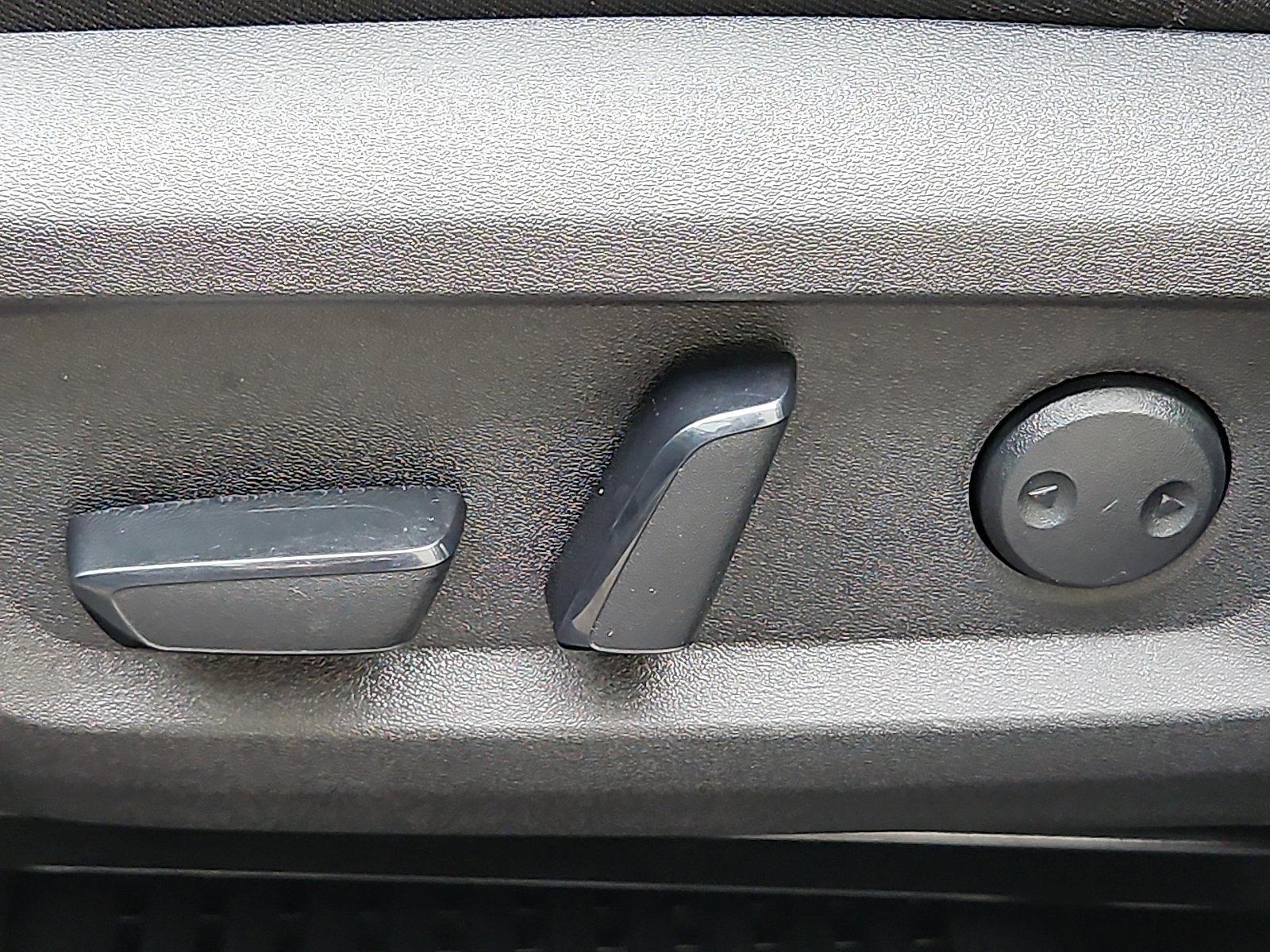 2023 Nissan Rogue Vehicle Photo in Jenkintown, PA 19046