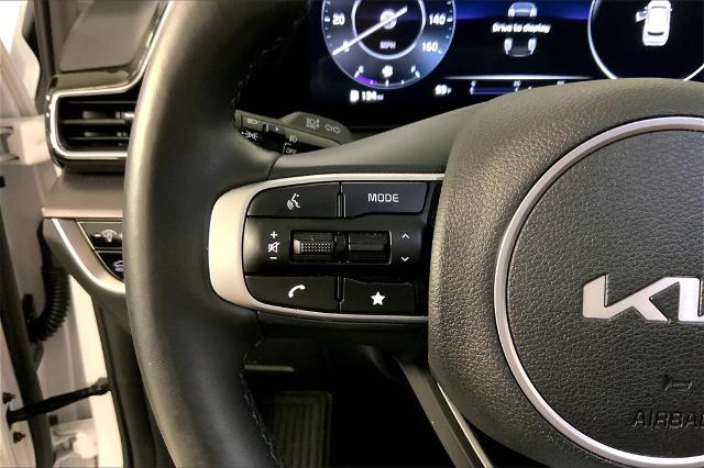 2023 Kia Sportage Vehicle Photo in Lees Summit, MO 64086