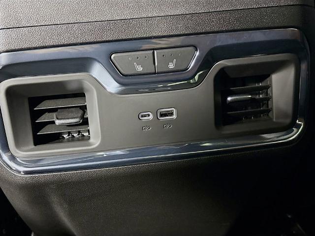 2025 GMC Sierra 3500 HD Vehicle Photo in PUYALLUP, WA 98371-4149