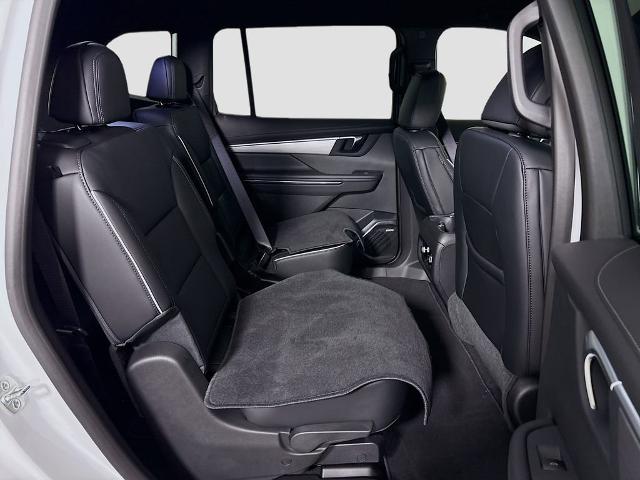 2025 Buick Enclave Vehicle Photo in PUYALLUP, WA 98371-4149