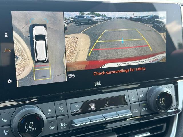 2025 Toyota Grand Highlander Vehicle Photo in COLUMBIA, MO 65203-3903