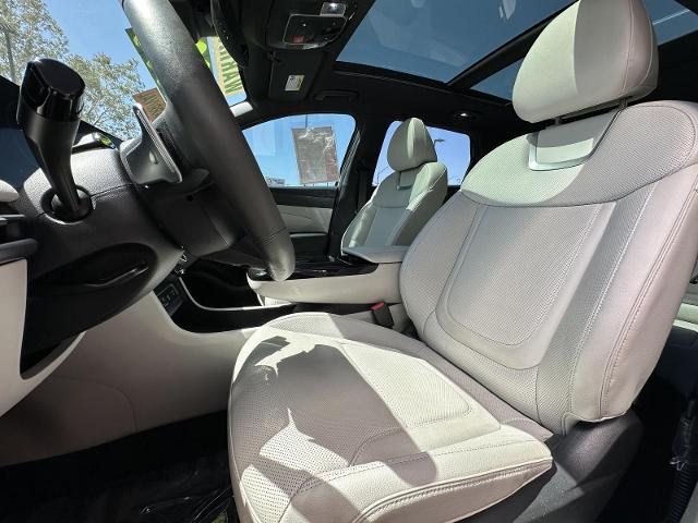 2025 Hyundai TUCSON Hybrid Vehicle Photo in Tucson, AZ 85712