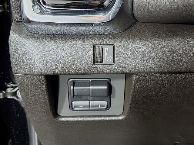 2025 GMC Canyon Vehicle Photo in PUYALLUP, WA 98371-4149