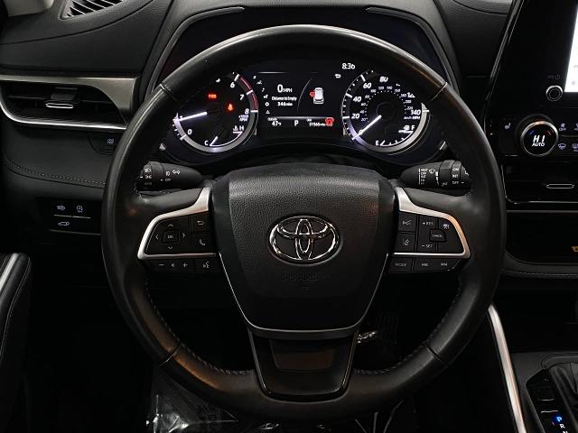 2024 Toyota Highlander Vehicle Photo in Appleton, WI 54913