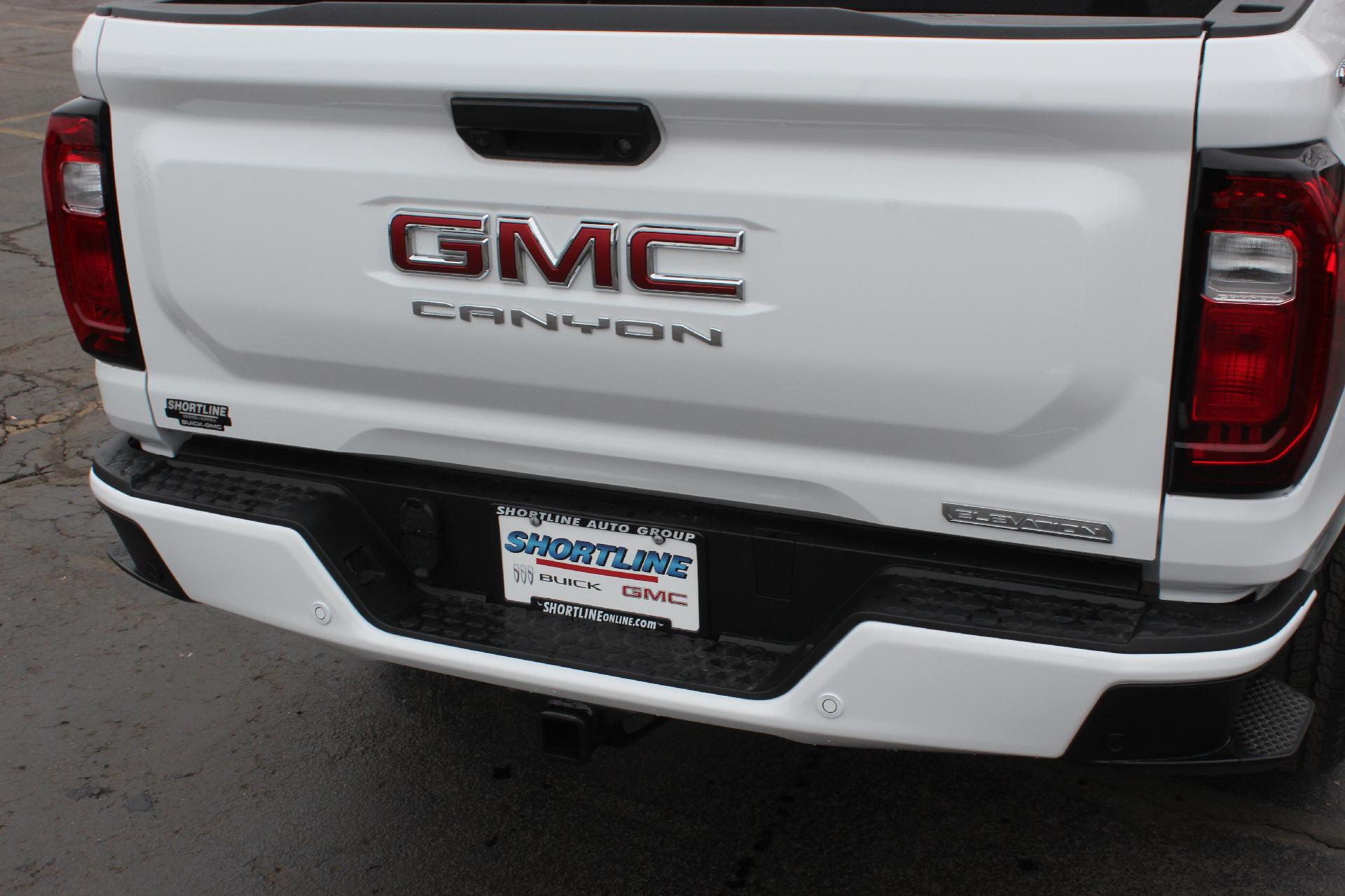 2025 GMC Canyon Vehicle Photo in AURORA, CO 80012-4011