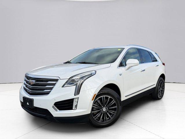 2017 Cadillac XT5 Vehicle Photo in LEOMINSTER, MA 01453-2952