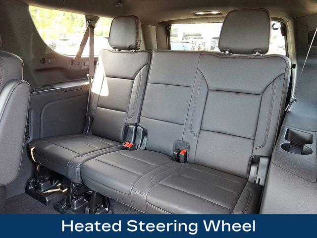 2024 Chevrolet Suburban Vehicle Photo in DANBURY, CT 06810-5034
