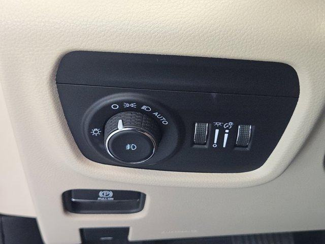 2023 Jeep Grand Cherokee Vehicle Photo in Decatur, TX 76234