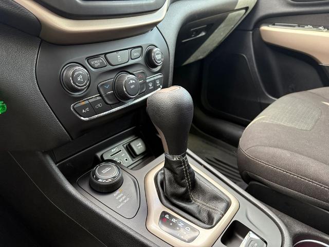 2017 Jeep Cherokee Vehicle Photo in Savannah, GA 31419
