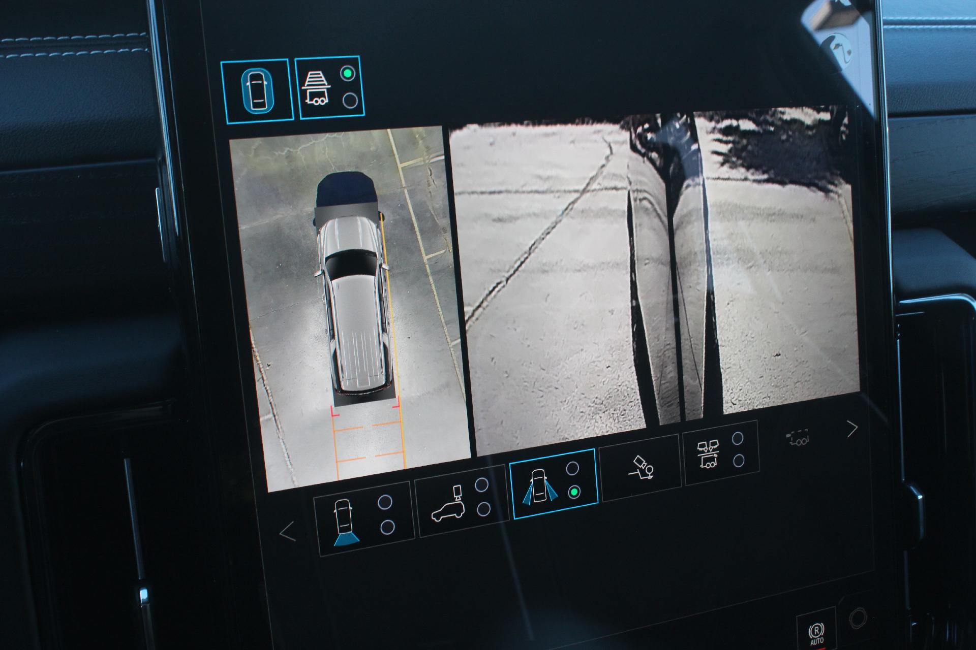 2026 GMC Yukon XL Vehicle Photo in AURORA, CO 80012-4011