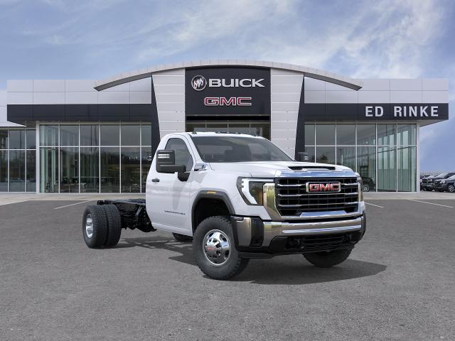 Summit White 2026 GMC Sierra 3500HD Chassis Pickup Truck 4X2 Automatic