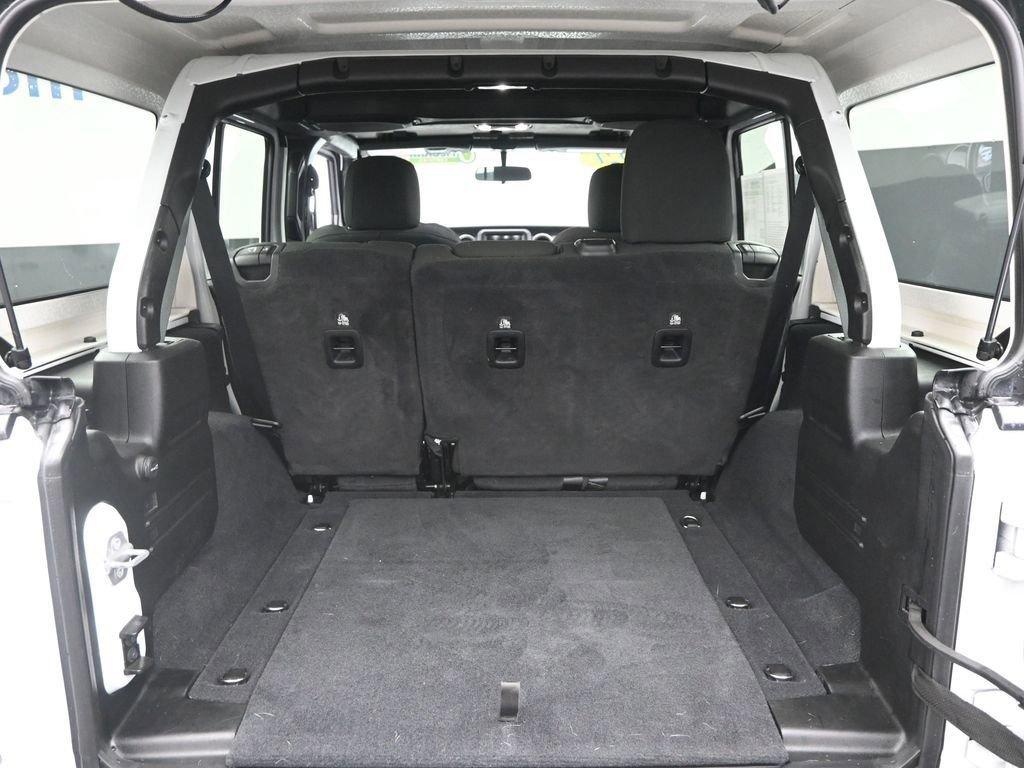 2021 Jeep Wrangler Vehicle Photo in Cedar Rapids, IA 52402