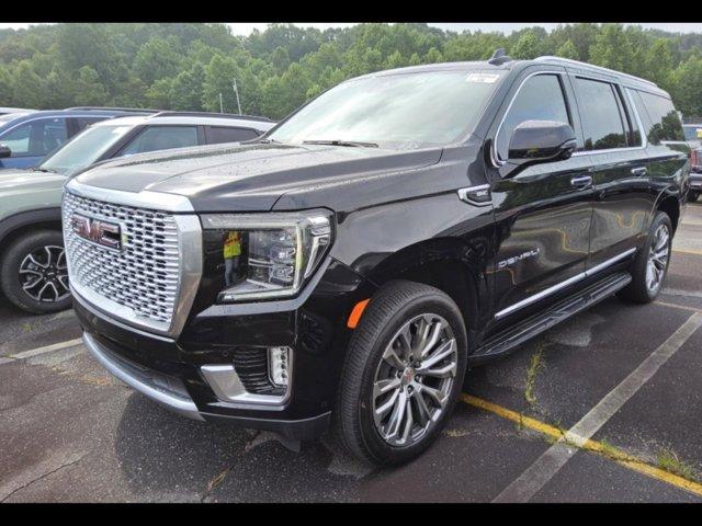 2024 GMC Yukon XL Vehicle Photo in LEOMINSTER, MA 01453-2952