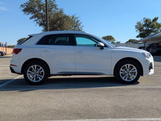 2024 Audi Q3 Vehicle Photo in San Antonio, TX 78230