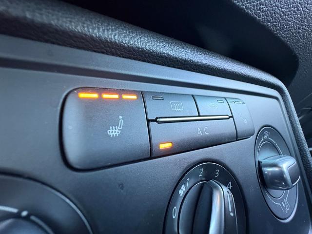 2016 Volkswagen Beetle Convertible Vehicle Photo in Brunswick, GA 31525