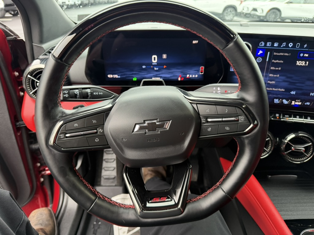 2025 Chevrolet Blazer EV photo 22 of 36