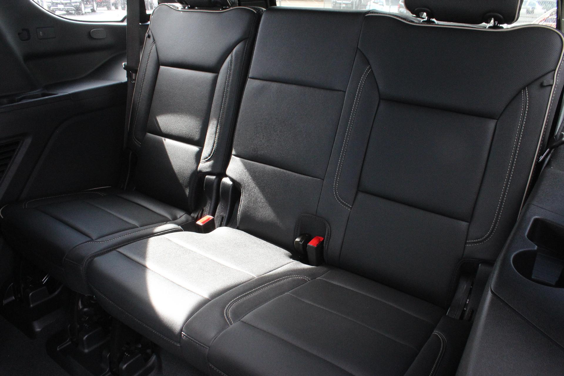 2025 GMC Yukon Vehicle Photo in AURORA, CO 80012-4011