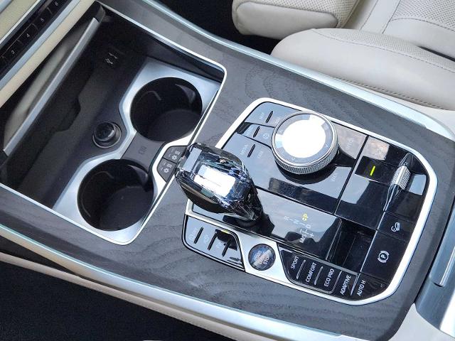 2021 BMW X7 xDrive40i Vehicle Photo in DENTON, TX 76210-9321