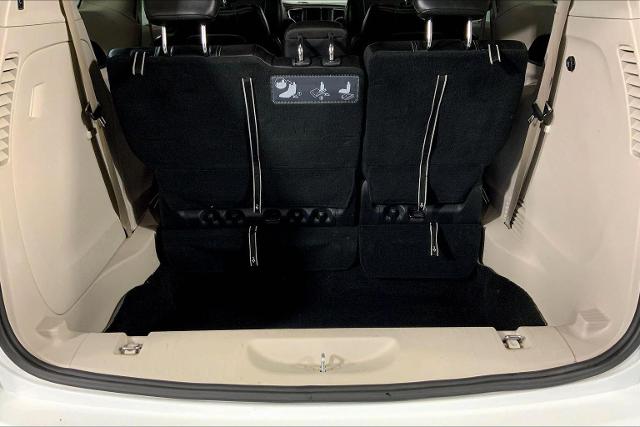 2021 Chrysler Voyager Vehicle Photo in INDEPENDENCE, MO 64055-1314